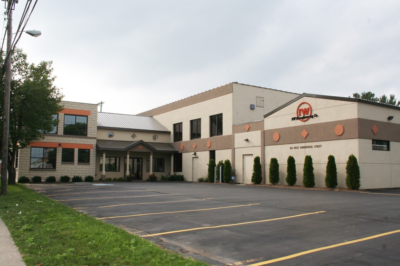 501 W Commercial St, East Rochester, NY 14445