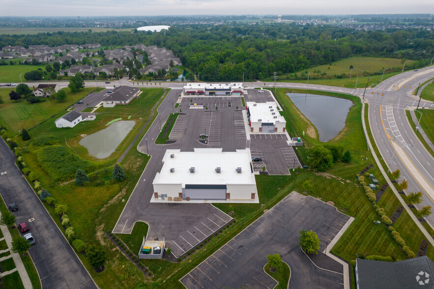 6520 Hayden Run Rd, Columbus, OH for lease - Building Photo - Image 3 of 7