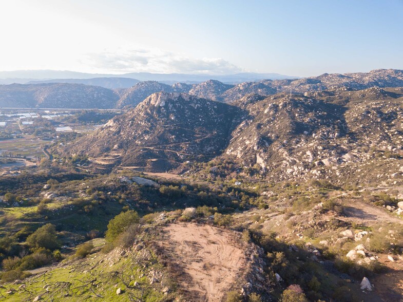 0 Rainbow Peaks Trl, Fallbrook, CA for sale - Building Photo - Image 1 of 9