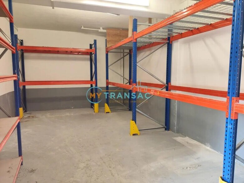 Flex in Brie-Comte-Robert for sale - Interior Photo - Image 3 of 10