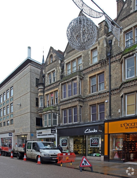 48-50 Cornmarket St, Oxford for sale - Building Photo - Image 3 of 4