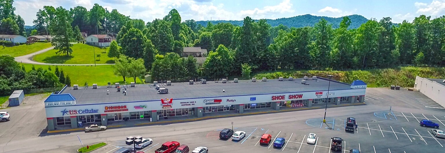 1000-1032 Wal St, Summersville, WV for lease Primary Photo- Image 1 of 18
