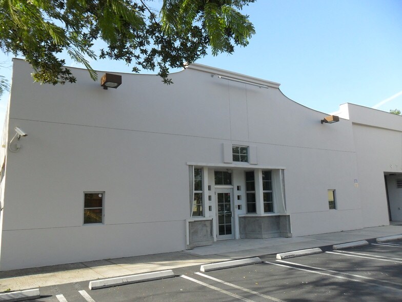 9760 E Indigo St, Miami, FL for sale - Other - Image 1 of 1