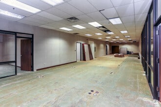 3301 Golden Rd, Tyler, TX for sale Interior Photo- Image 2 of 9