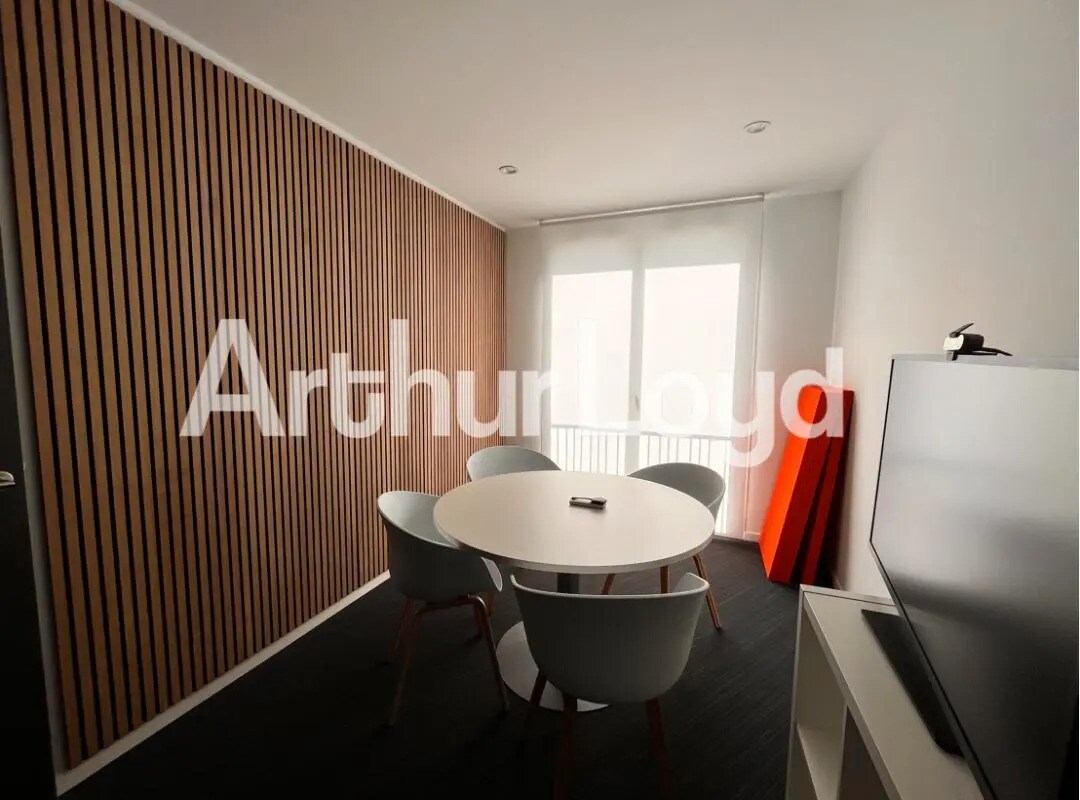 Office in Caen for lease Interior Photo- Image 1 of 6