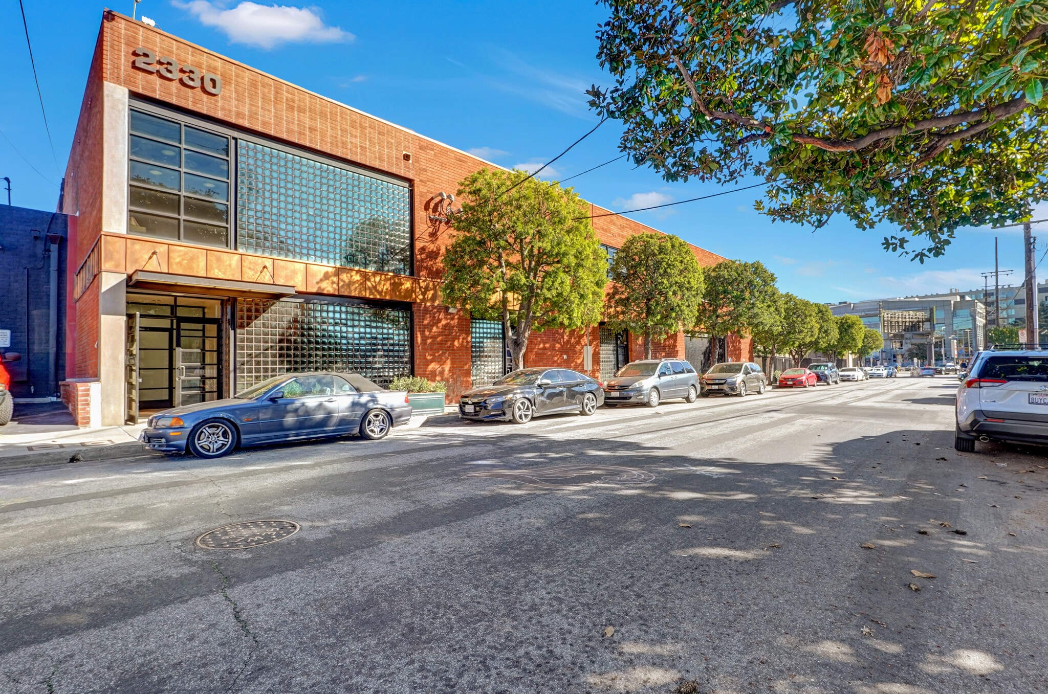 2330 Pontius Ave, Los Angeles, CA for lease Building Photo- Image 1 of 20