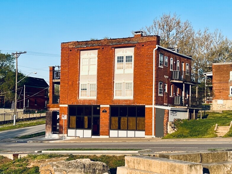 1744 Broadway, Kansas City, MO for sale - Building Photo - Image 1 of 13