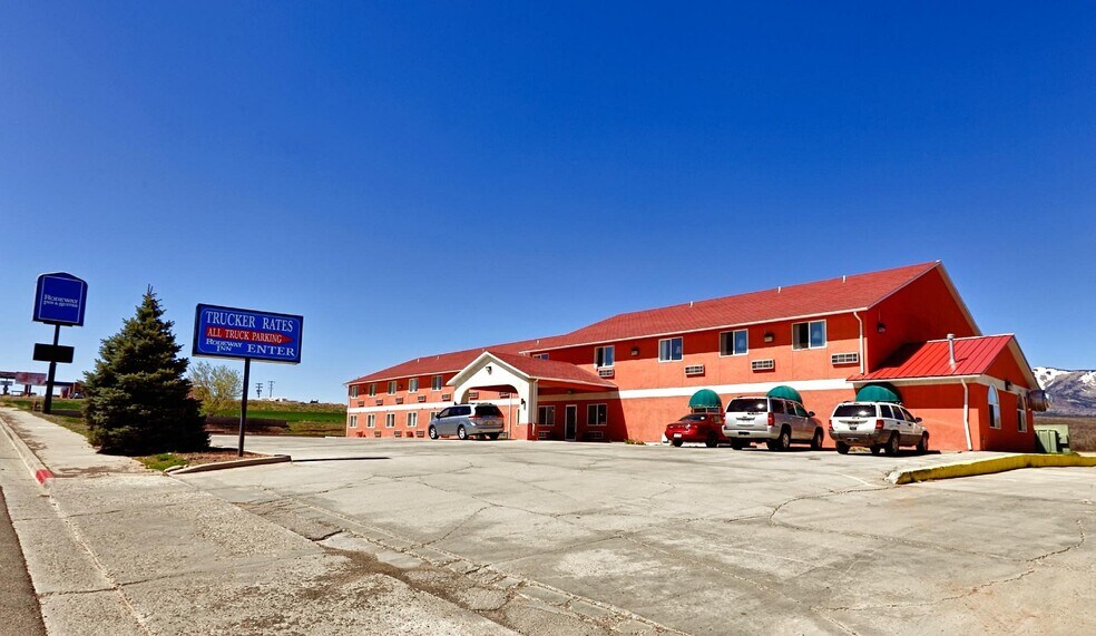 649 N Main St, Monticello, UT for sale - Building Photo - Image 1 of 1