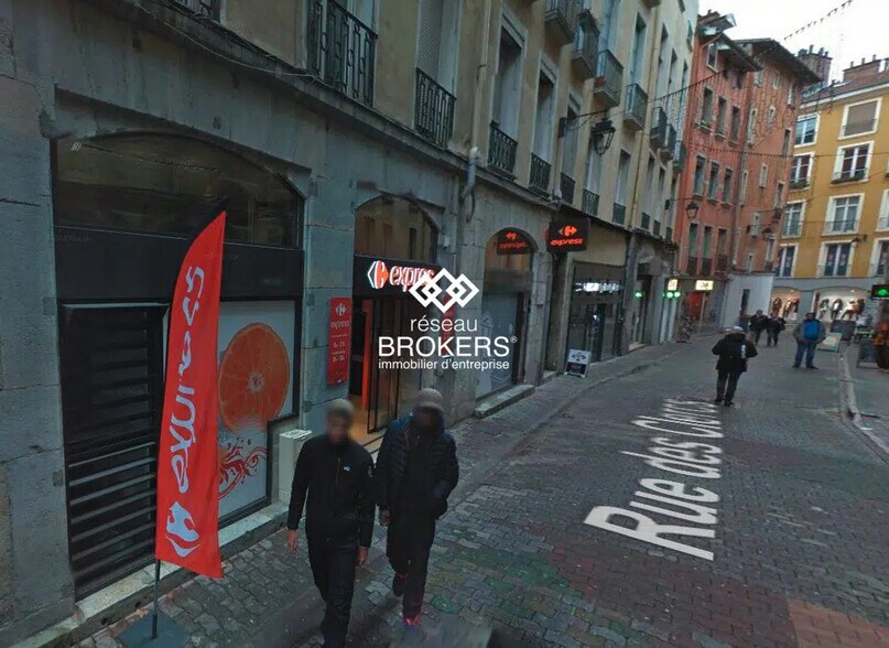Retail in Grenoble for lease - Building Photo - Image 1 of 1