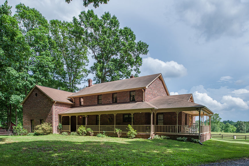 50 Cedar Oaks Ln, Fredericksburg, VA for sale - Building Photo - Image 1 of 1