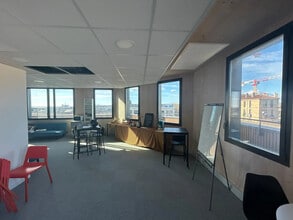 10 Place Bougainville, Marseille for sale Building Photo- Image 1 of 6