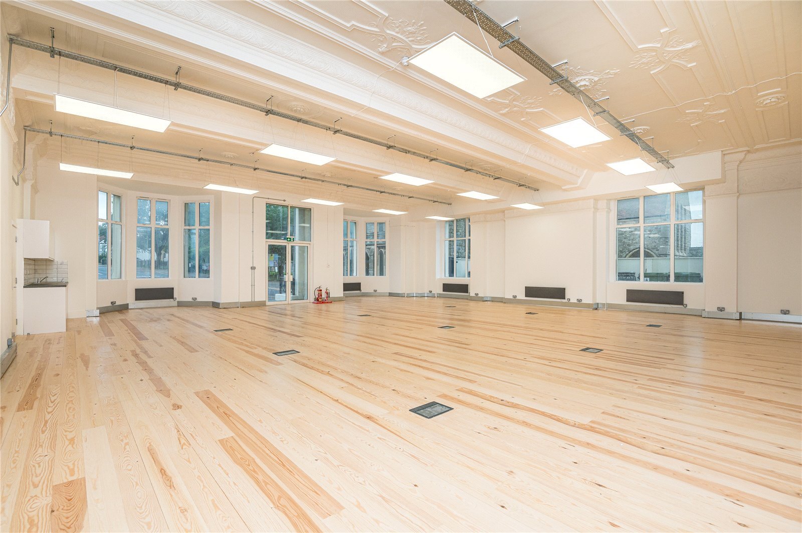 4-7 Pier Hl, Southend On Sea for lease Interior Photo- Image 1 of 2