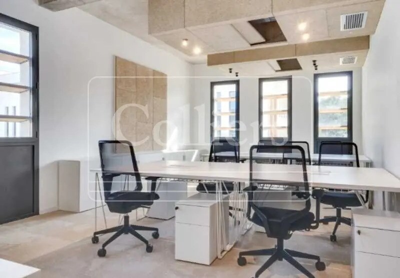 Office in for lease - Building Photo - Image 3 of 8