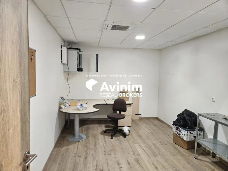 Retail in Mâcon for lease - Interior Photo - Image 3 of 5