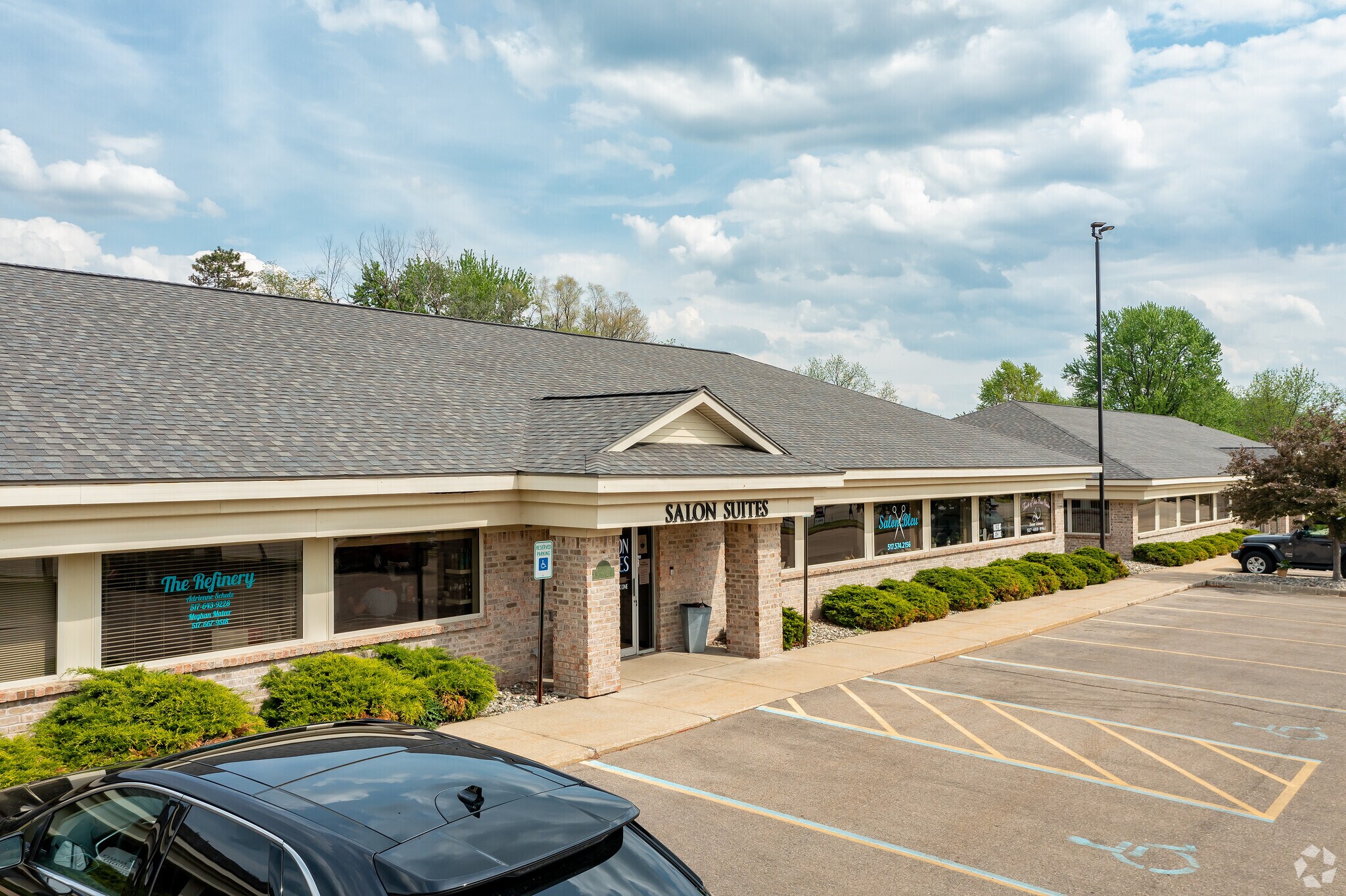 15851 S US Highway 27, Lansing, MI for sale Primary Photo- Image 1 of 10