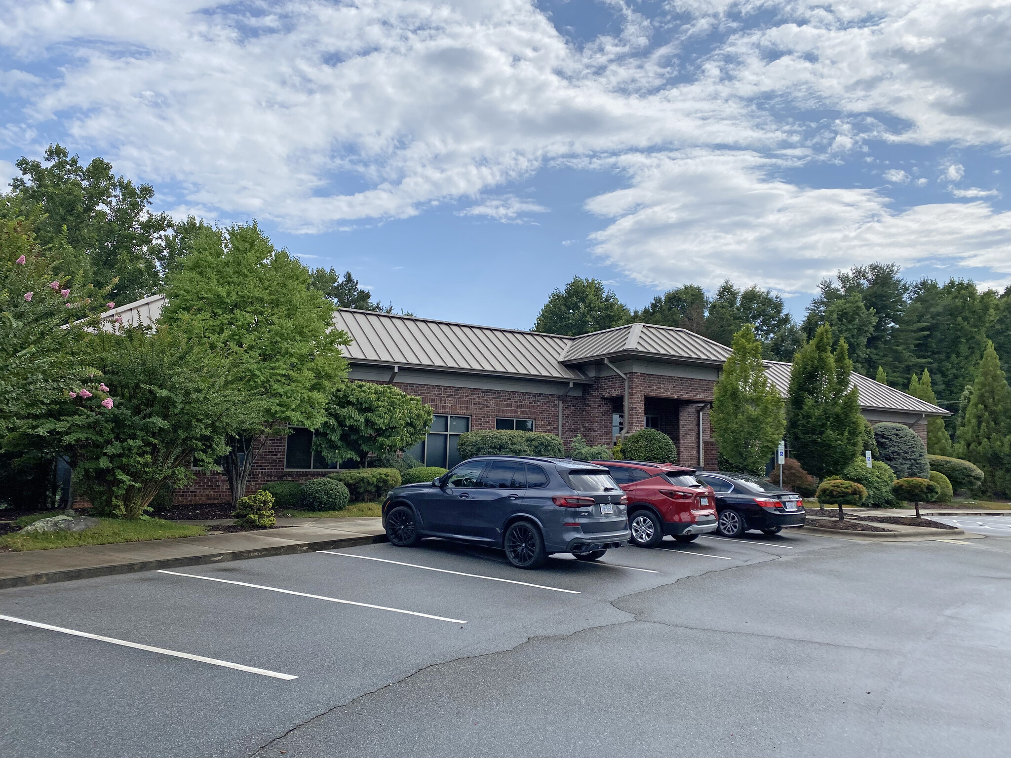 4740 Commercial Park Ct, Clemmons, NC 27012 | LoopNet