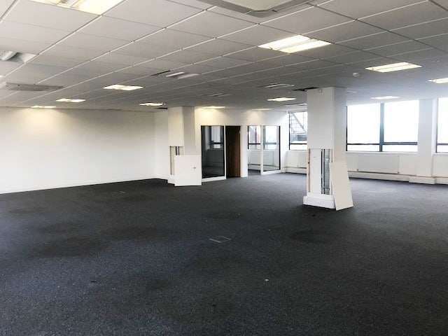 Market Street, Huddersfield for lease - Interior Photo - Image 3 of 7