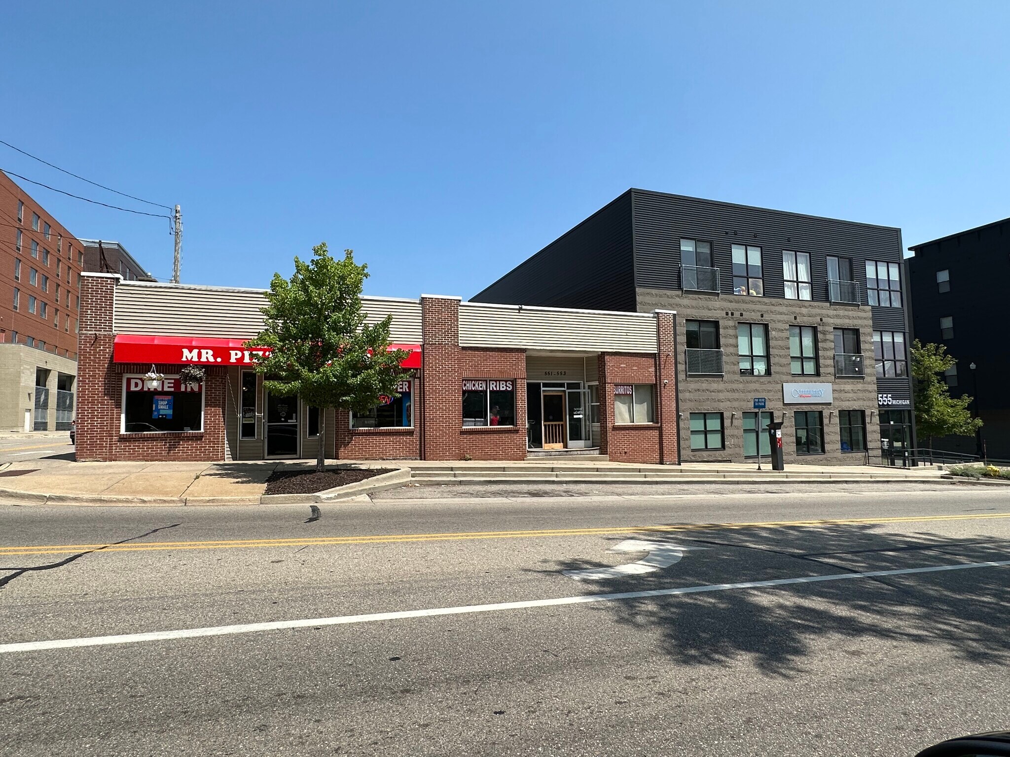 551 Michigan St NE, Grand Rapids, MI for sale Primary Photo- Image 1 of 1