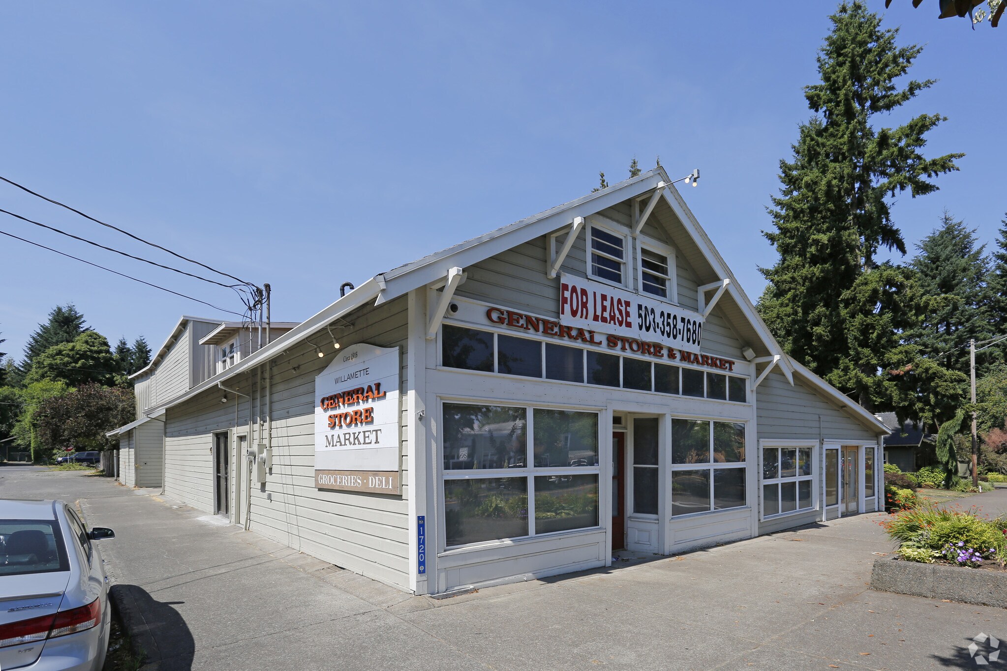 1720 Willamette Falls Dr, West Linn, OR for sale Primary Photo- Image 1 of 1