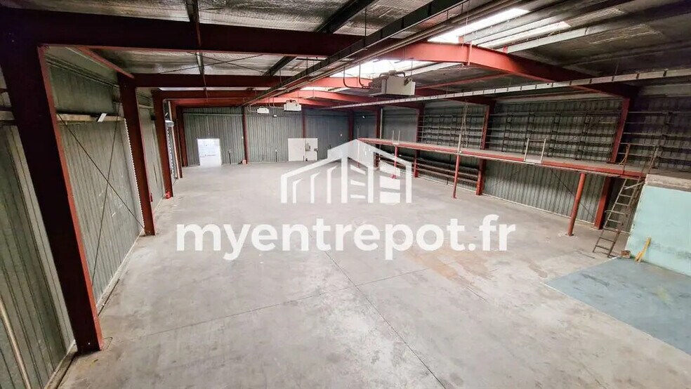 Flex in Vitrolles for sale - Interior Photo - Image 3 of 9