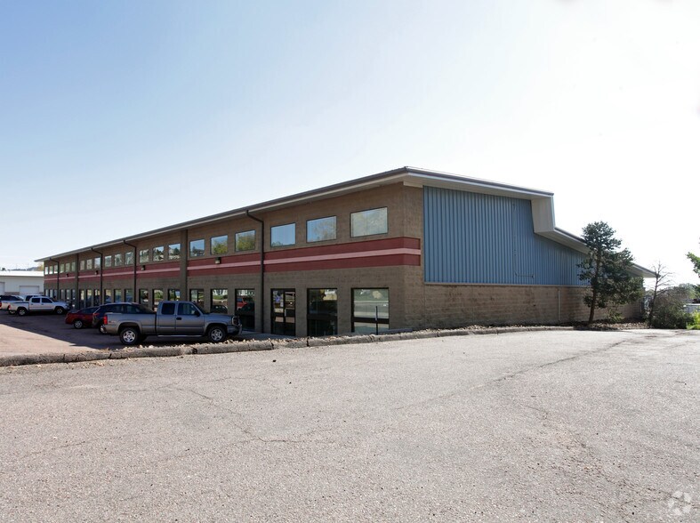 625637 Elkton Dr, Colorado Springs, CO 80907