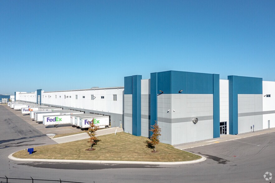 1050 Richard Petty Way, Lebanon, TN 37090