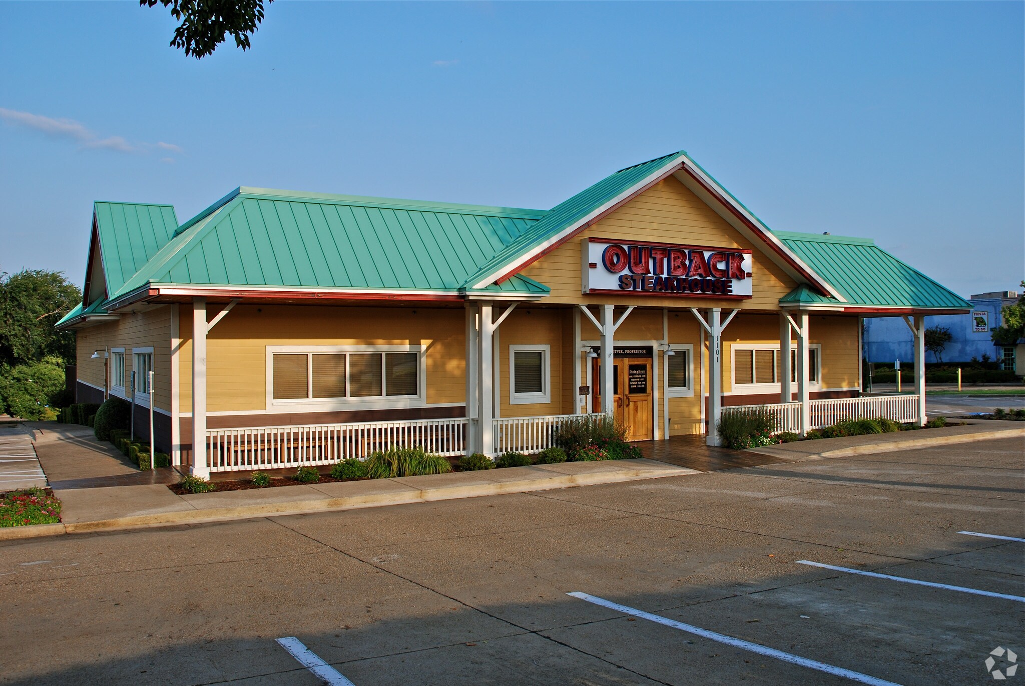 1101 N Beckley Ave, DeSoto, TX for sale Primary Photo- Image 1 of 1