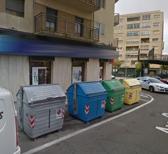 Retail in Salamanca for lease - Building Photo - Image 1 of 1