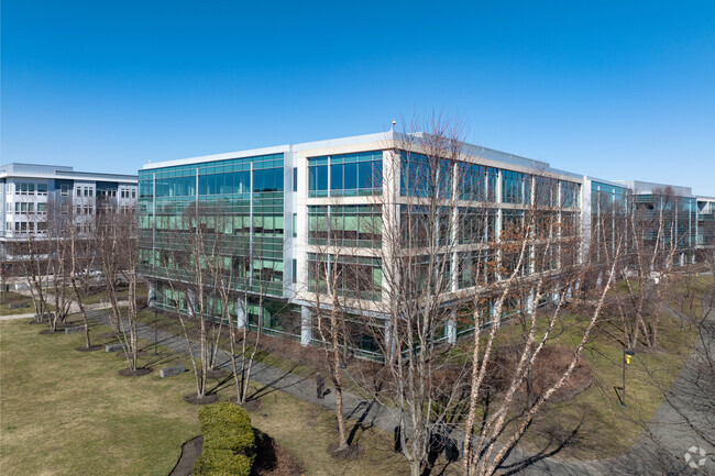 More details for 200 Rivers Edge Dr, Medford, MA - Office for Lease