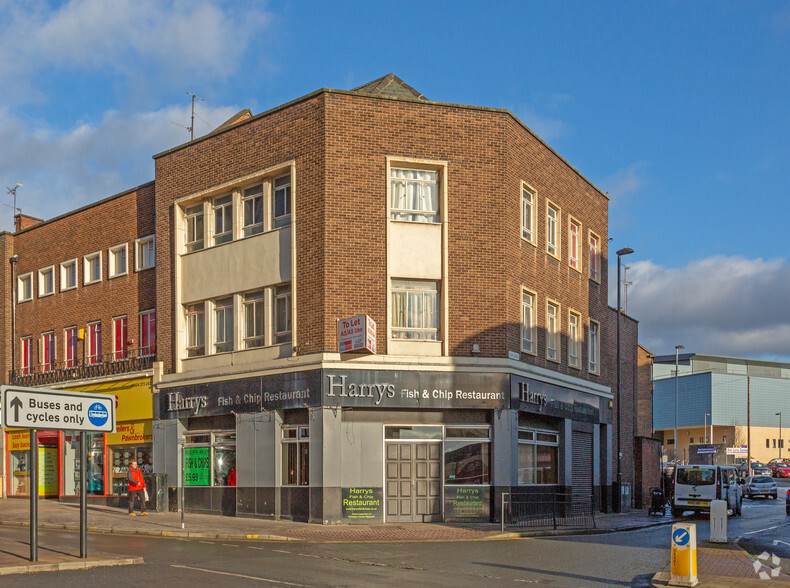 69-71 Kirkgate, Wakefield for lease - Primary Photo - Image 1 of 1