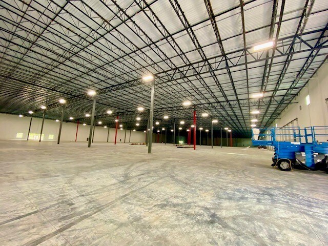 859 Victor Hill Rd, Greer, SC for sale - Interior Photo - Image 1 of 1