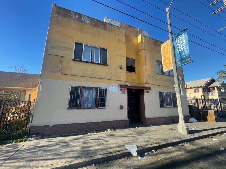 606 W Vernon Ave, Los Angeles, CA for sale - Building Photo - Image 2 of 6