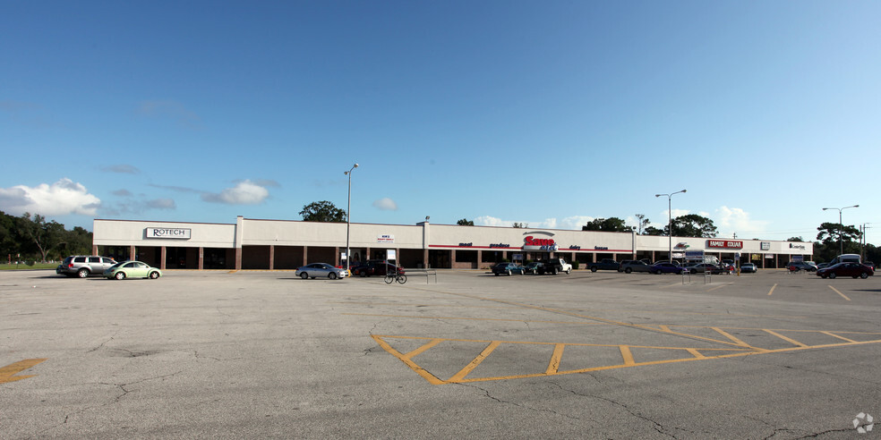 3210 Crill Ave, Palatka, FL for lease - Building Photo - Image 3 of 10