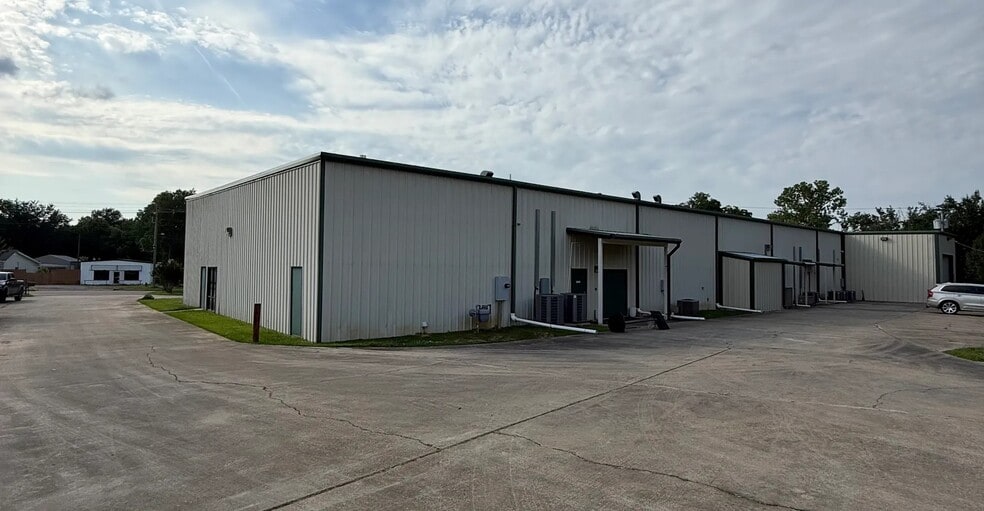 1976 Highway 43 N, Canton, MS for lease - Building Photo - Image 3 of 5