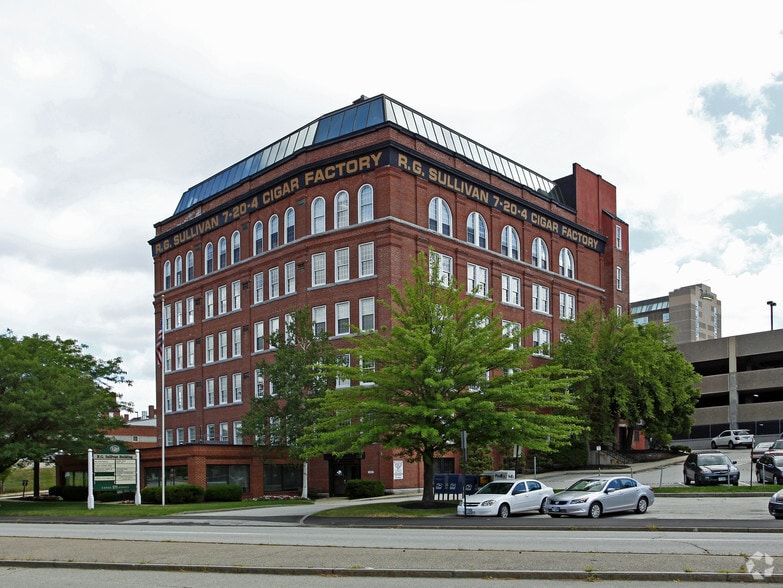 175 Canal St, Manchester, NH for sale - Primary Photo - Image 1 of 1