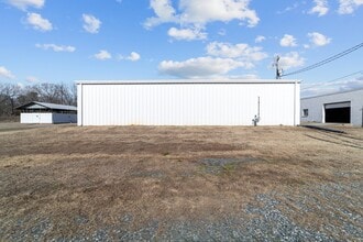 206 E Frazier Ave, Liberty, NC for lease Building Photo- Image 2 of 6