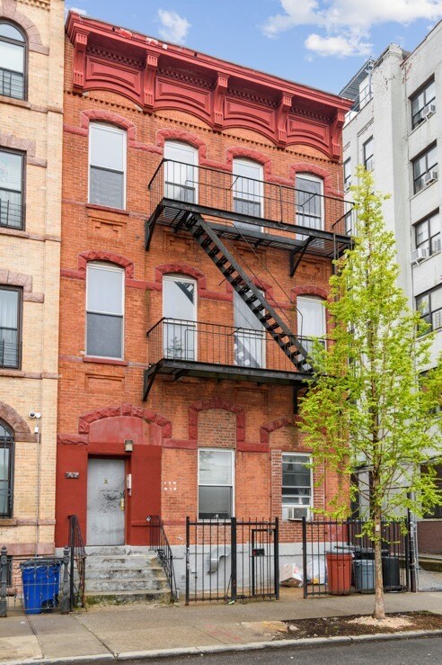 780 Madison St, Brooklyn, NY for sale Building Photo- Image 1 of 1