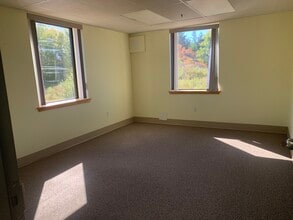 32 Paint St, Port Hawkesbury, NS for lease Interior Photo- Image 2 of 12