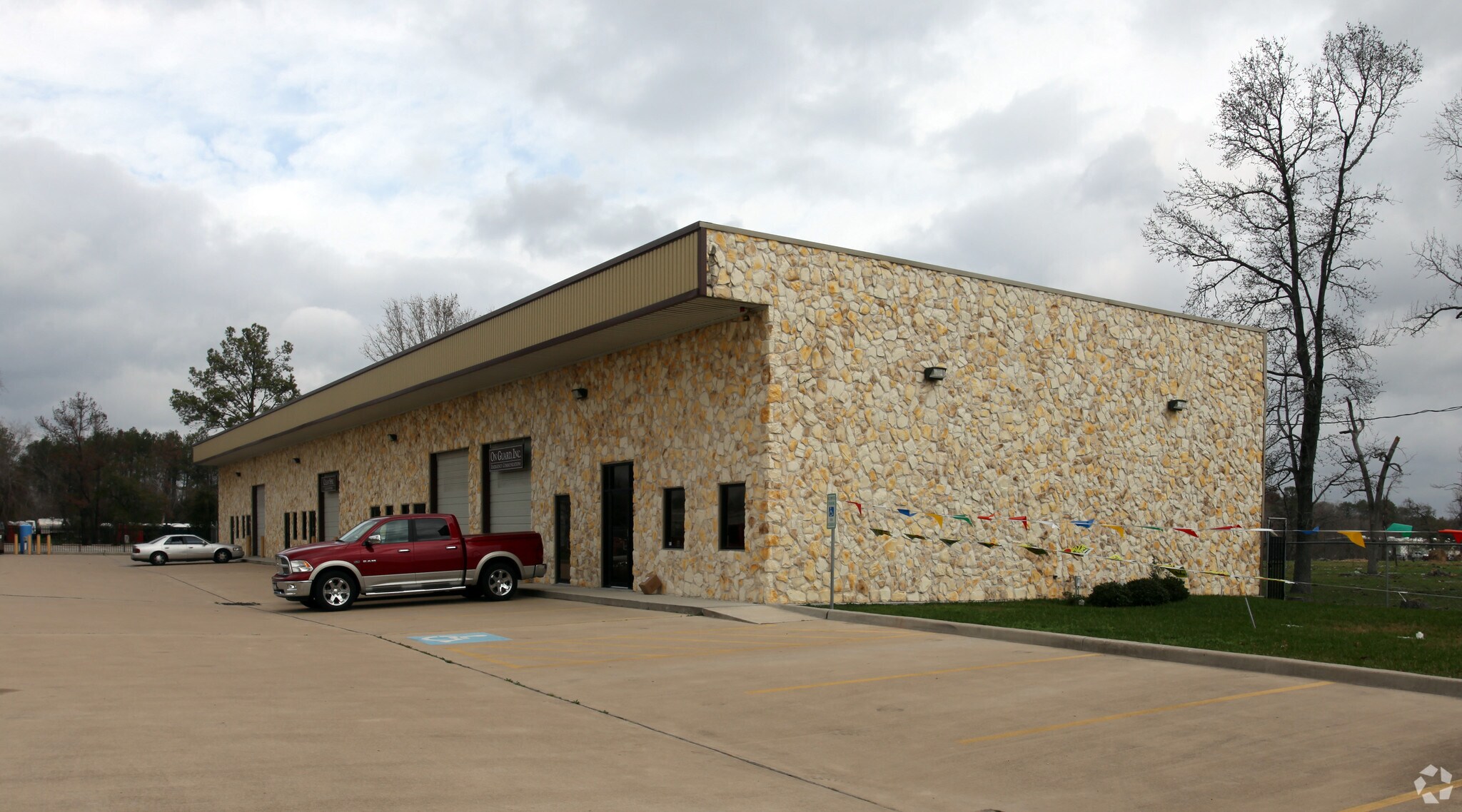 6846 Theall Rd, Houston, TX for sale Primary Photo- Image 1 of 1
