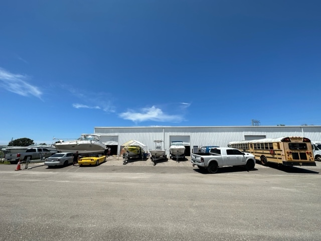 5170-5178 52nd St, Clearwater, FL for lease - Building Photo - Image 1 of 5