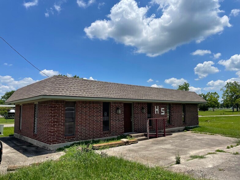 603 Highway 36, Brazoria, TX 77422 Office/Retail for Lease