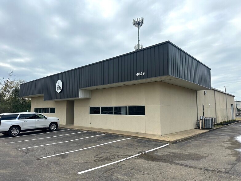 4847 Hickory Hill Rd, Memphis, TN 38141