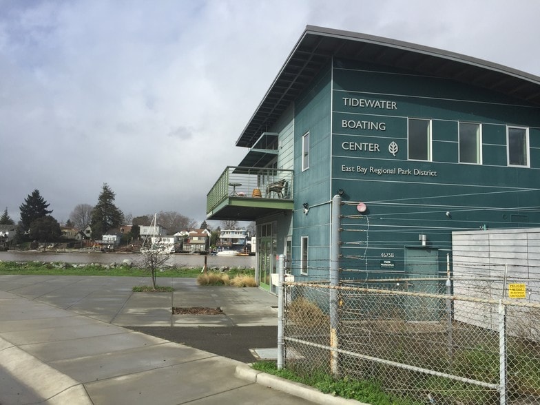4709-4719 Tidewater Ave, Oakland, CA for lease - Building Photo - Image 1 of 3