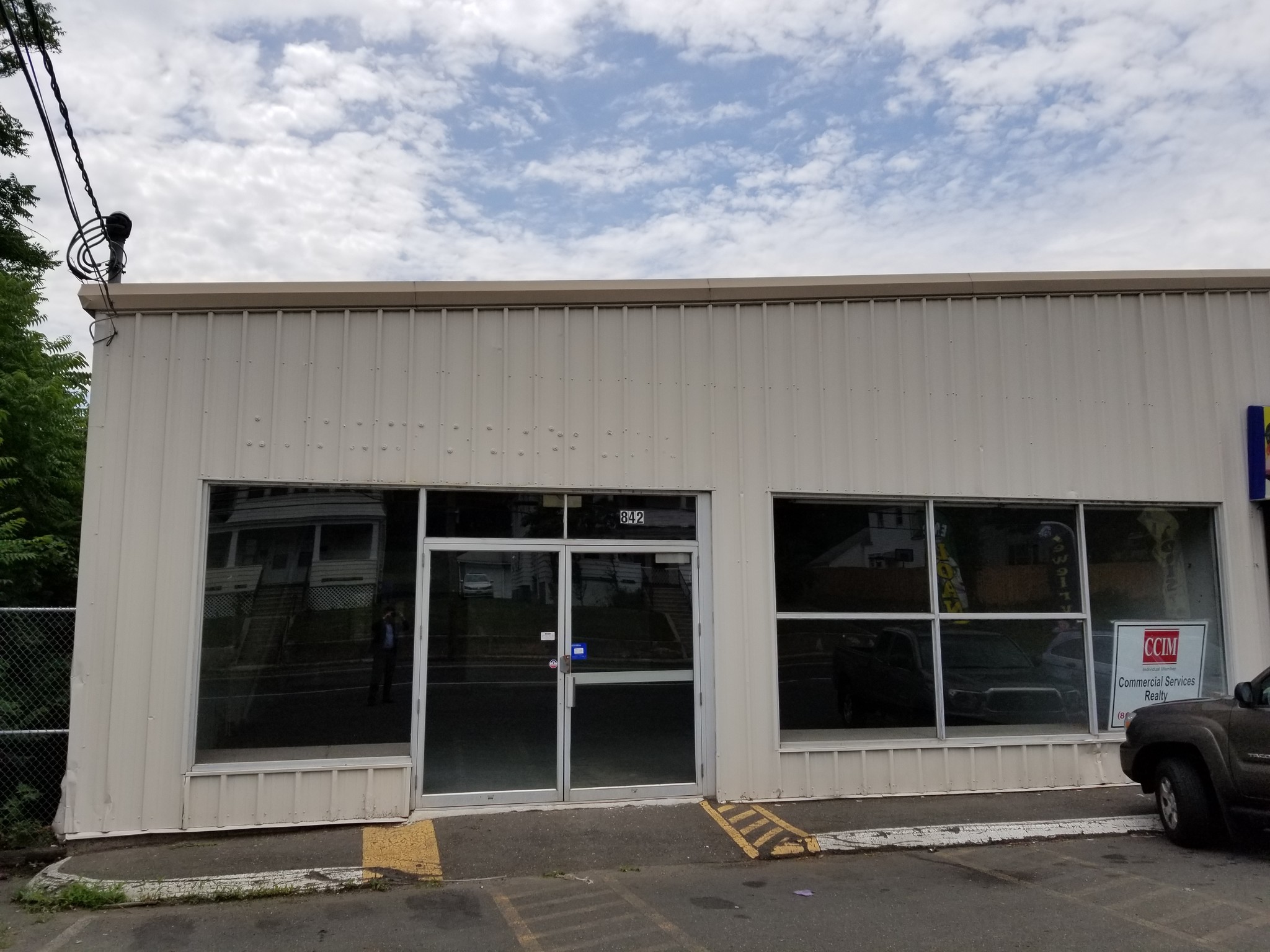 842 W Main St, New Britain, CT for sale Building Photo- Image 1 of 1