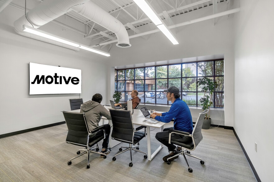 61 John Muir Dr, Buffalo, NY for lease - Interior Photo - Image 3 of 53