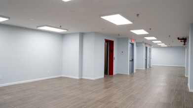 325 Grand St, New York, NY for lease Interior Photo- Image 1 of 2