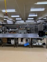 9020 Long Beach Blvd, South Gate, CA for lease Interior Photo- Image 2 of 18