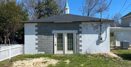 909 Main St, West Point, VA for lease Building Photo- Image 2 of 2