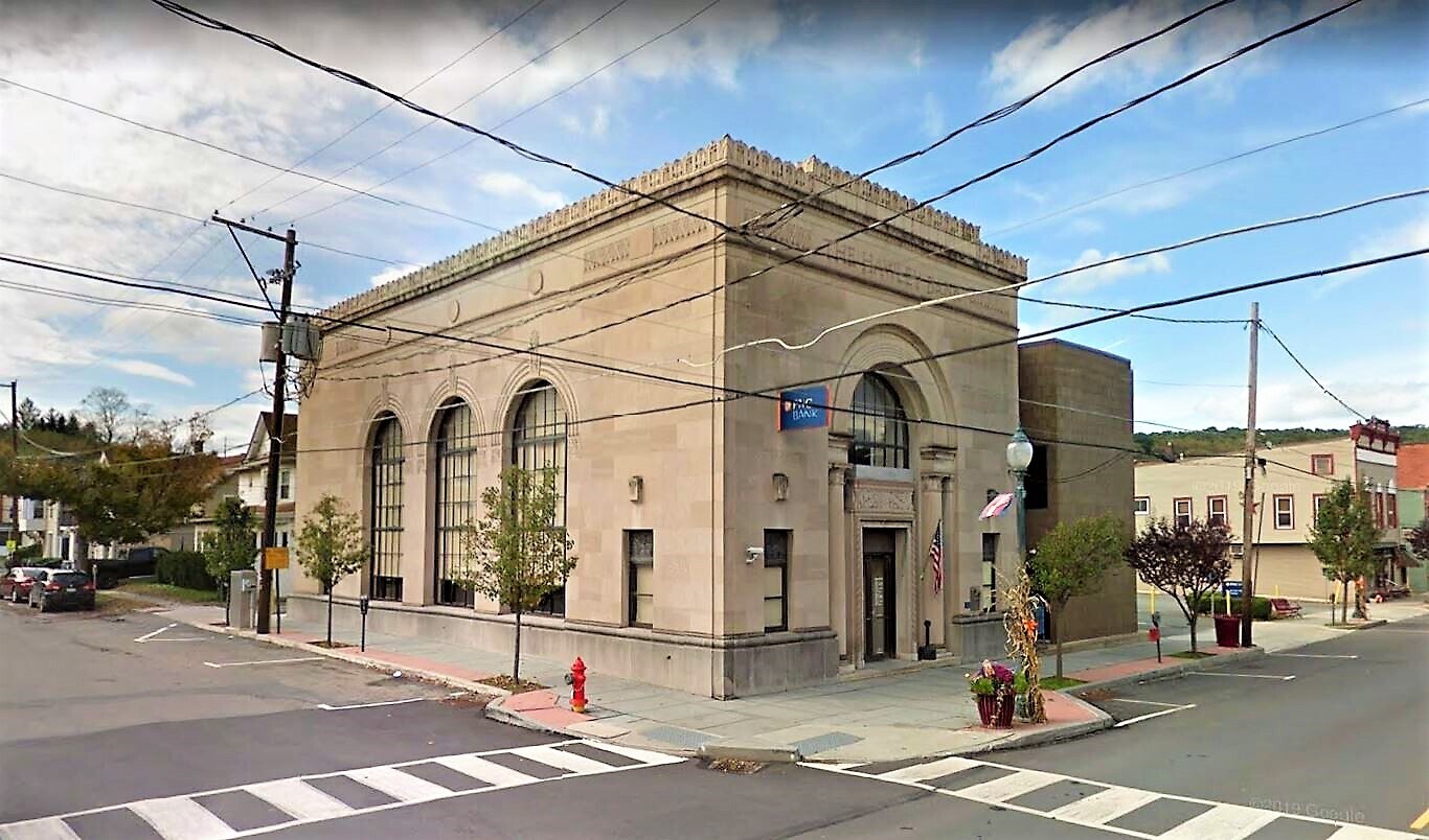 240 Main Ave, Hawley, PA 18428 - PNC Bank | LoopNet.com