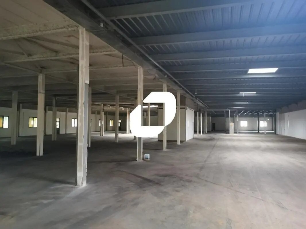 Flex in Neuilly-sur-Marne for lease Building Photo- Image 1 of 5